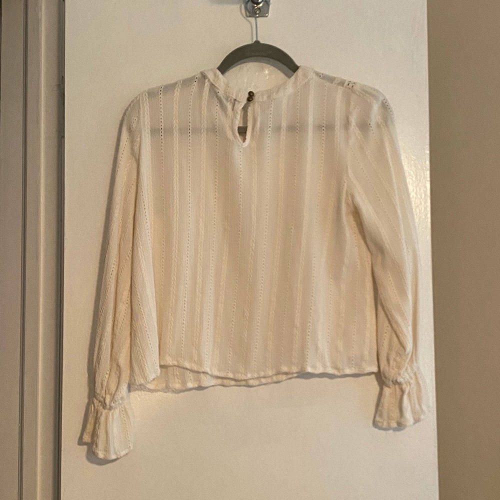 Francesca’s white blouse - Picture 2 of 2